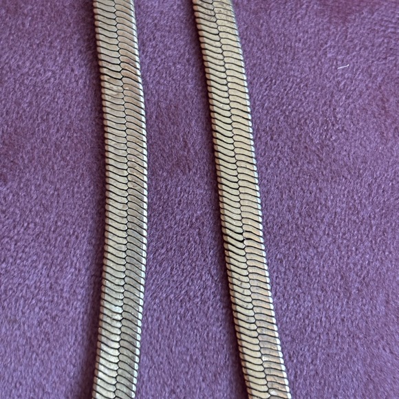 Madewell Gold Chain Necklace - Picture 3 of 4